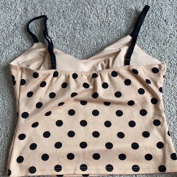 Medium Beige Poka-Dot Crop Top - Picture 2 of 2